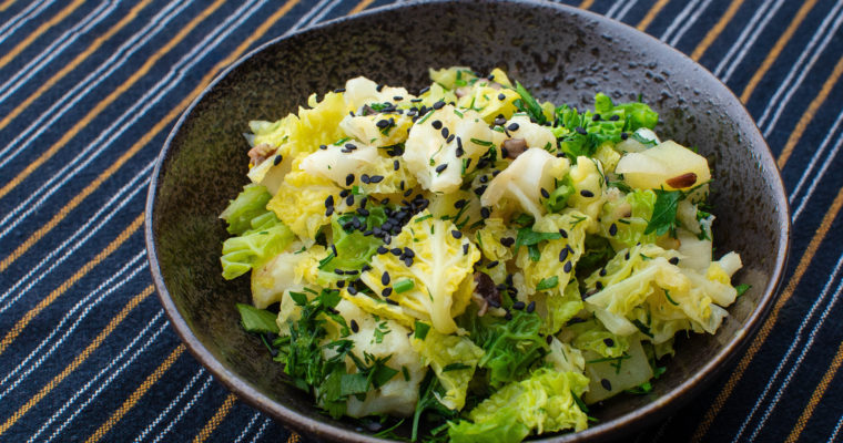 Köögivilja wok Savoy kapsa, lillkapsa, kartuli ja seentega